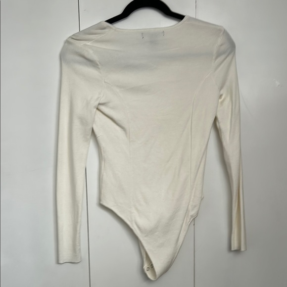 White Long Sleeve Bodysuit forever 21 - Picture 6 of 6